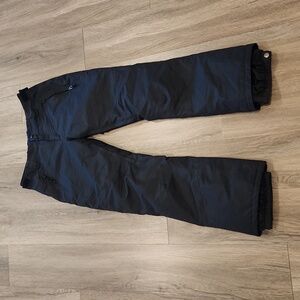 Black snowpants